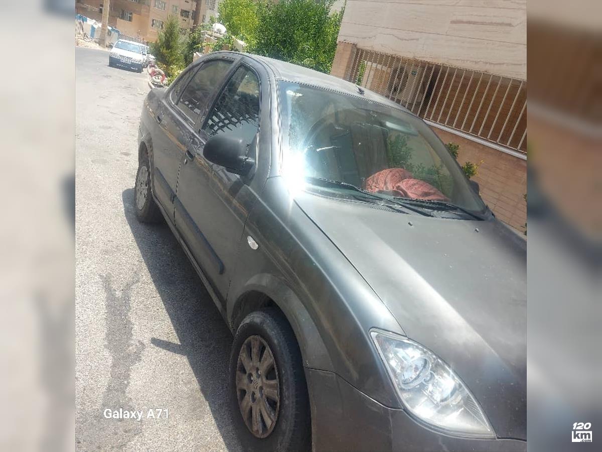 فروش تیبا صندوقدار ۱۳۹۱ دوگانه سوز نوک مدادی دور رنگ شیراز میانرود (۲۱ مرداد ۱۴۰۴)