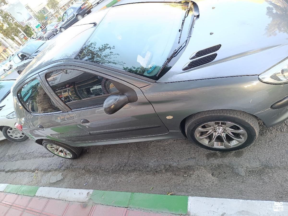 فروش پژو 206 تیپ 2 ۱۳۸۴ خاکستری دو لکه رنگ مشهد ابوطالب (۲۱ مرداد ۱۴۰۴)