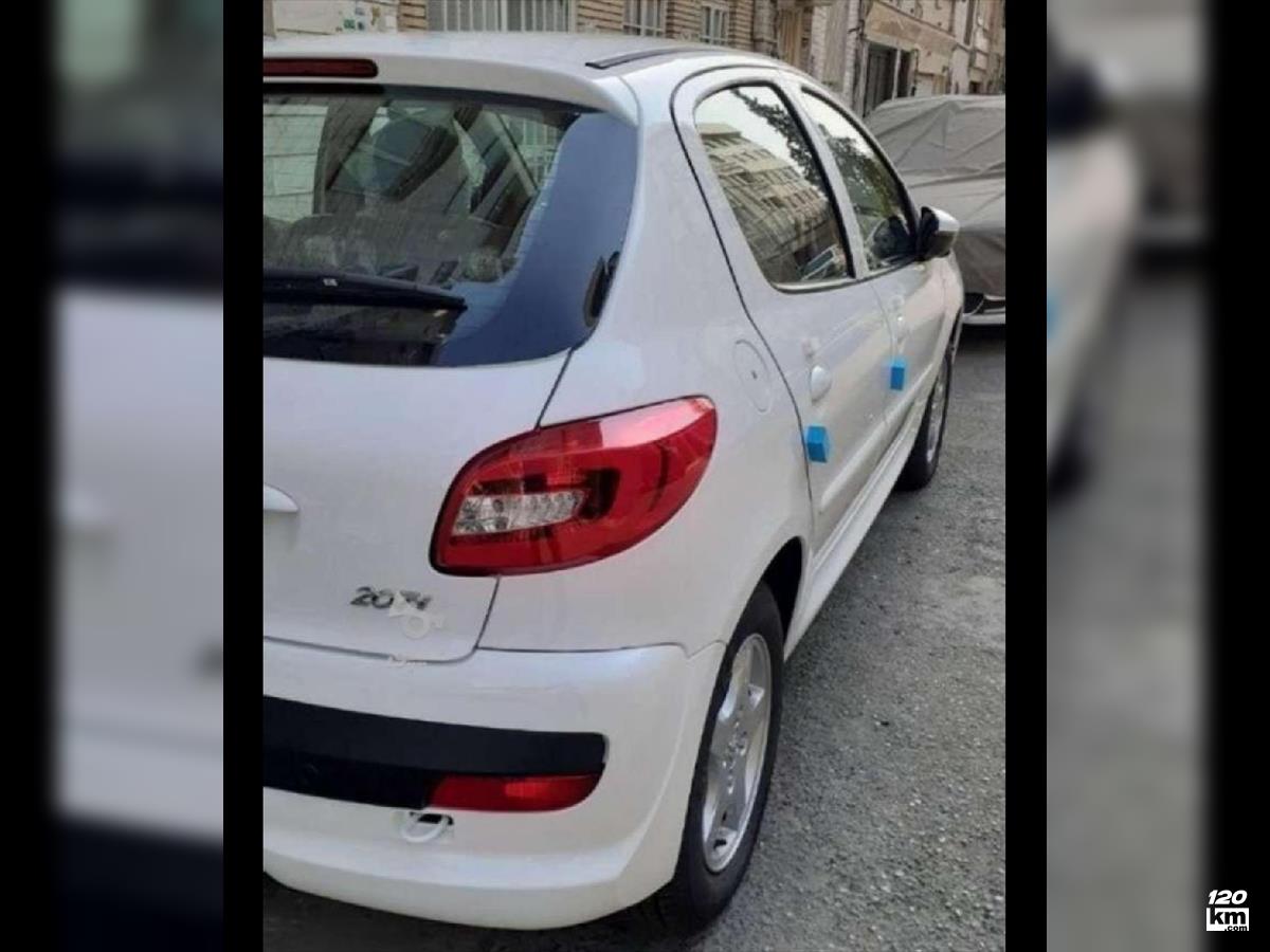 فروش پژو 207 ۱۴۰۳ صفر سفید بدون رنگ همدان (۲۱ مرداد ۱۴۰۴)
