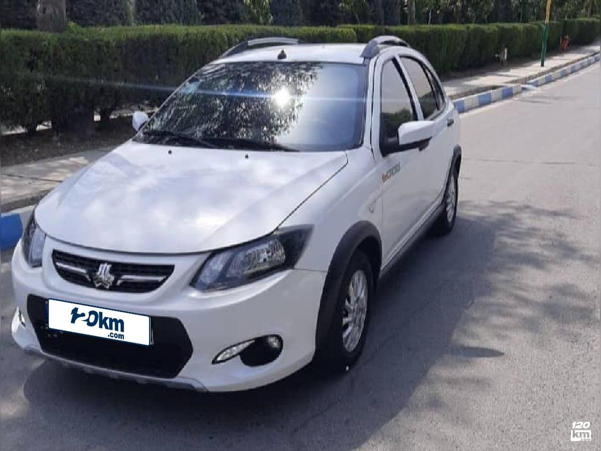فروش کوییک R پلاس ۱۴۰۲ سفید بدون رنگ اراک (۲۴ مرداد ۱۴۰۴)