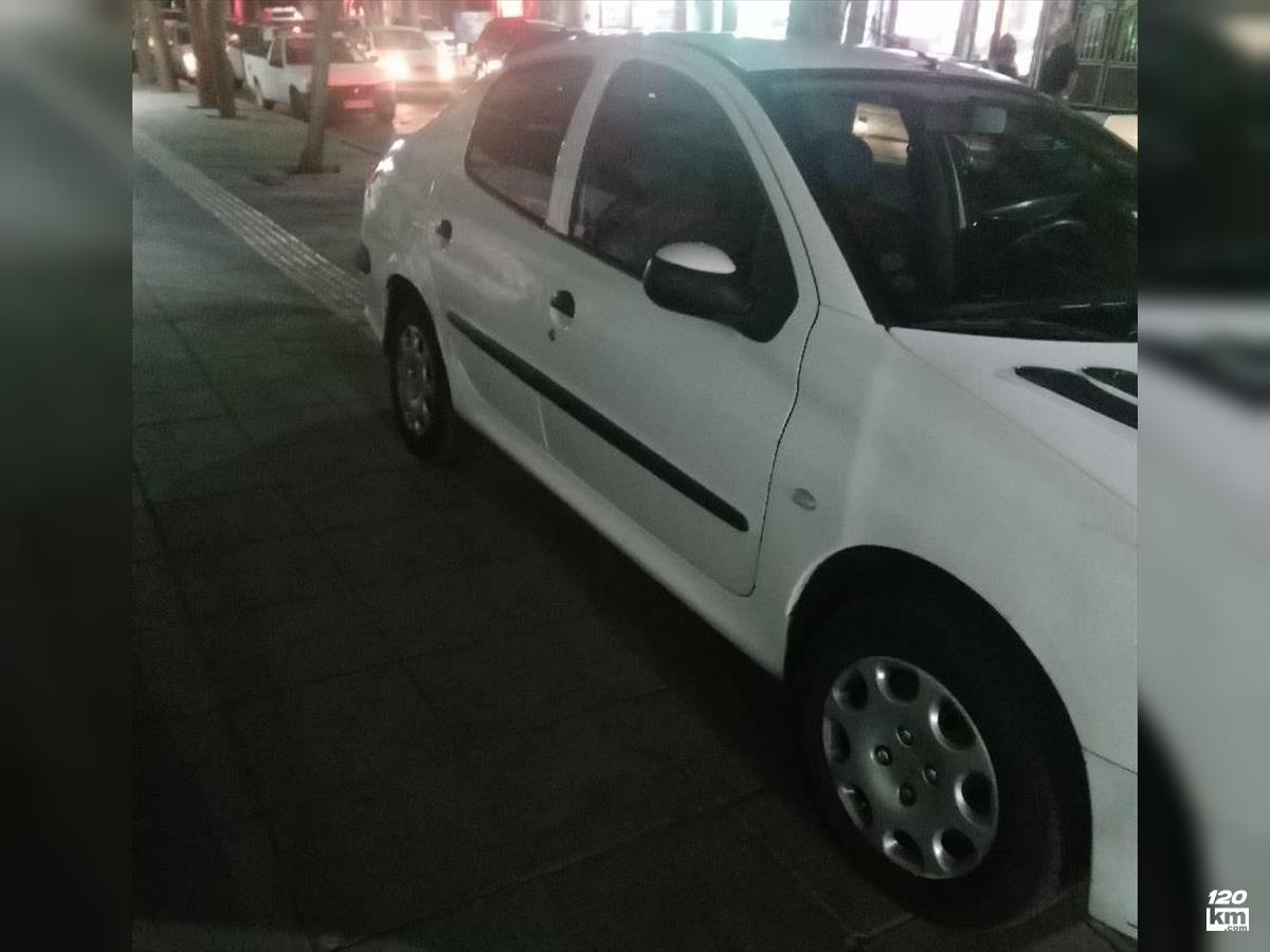 فروش پژو 206 SD V20 ۱۳۹۰ سفید چند لکه رنگ تهران وردآورد (۲۹ مرداد ۱۴۰۴)