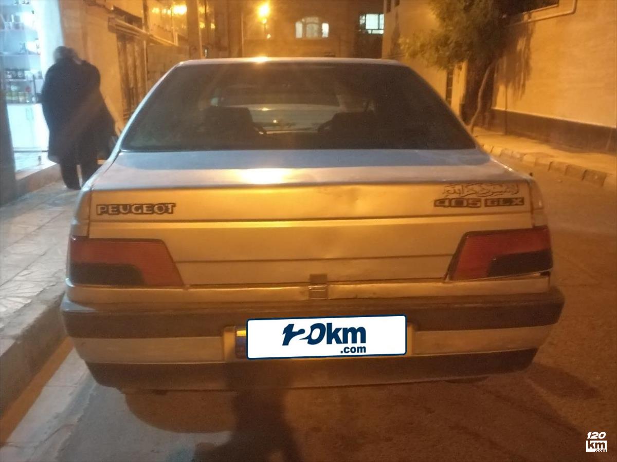 فروش پژو 405 GLX ۱۳۸۴ نقره ای دور رنگ مشهد پیروزی (۱ شهریور ۱۴۰۴)