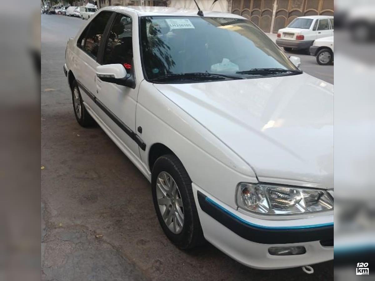 فروش پژو پارس LX ۱۳۹۶ سفید دو لکه رنگ مشهد عبدالمطلب (۲ شهریور ۱۴۰۴)