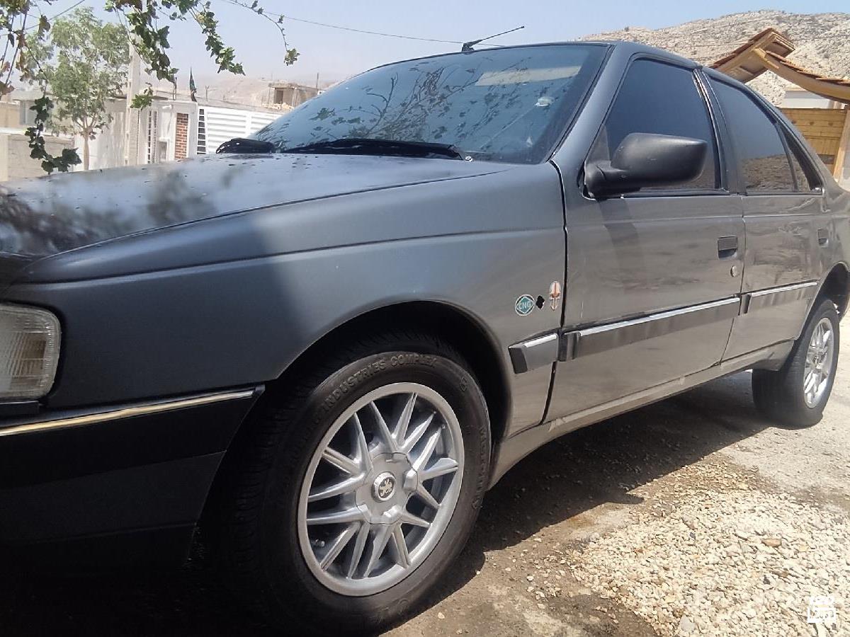 فروش پژو 405 GLX ۱۳۹۰ نوک مدادی دور رنگ فارس قیروکارزین (۶ شهریور ۱۴۰۴)
