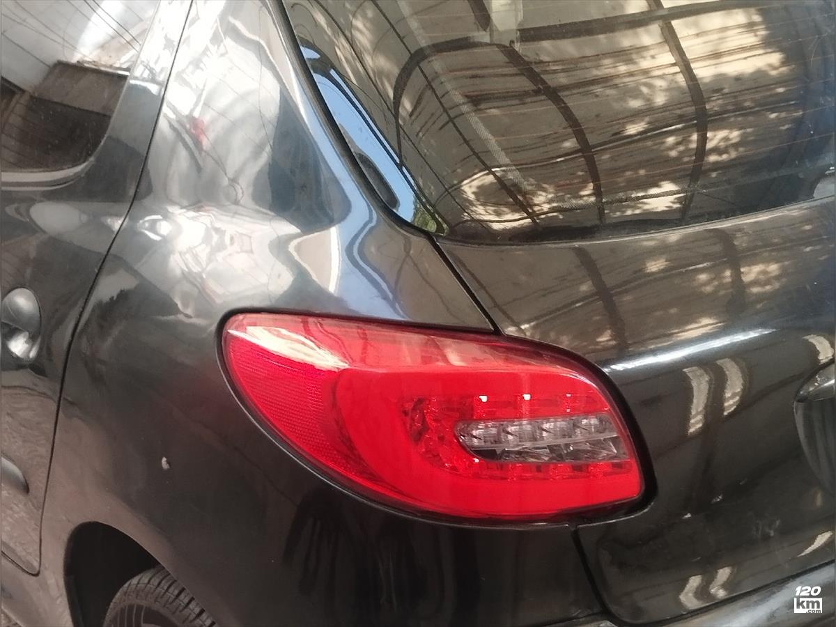 فروش پژو 206 تیپ 2 ۱۳۸۲ مشکی دور رنگ اراک (۱۳ شهریور ۱۴۰۴)