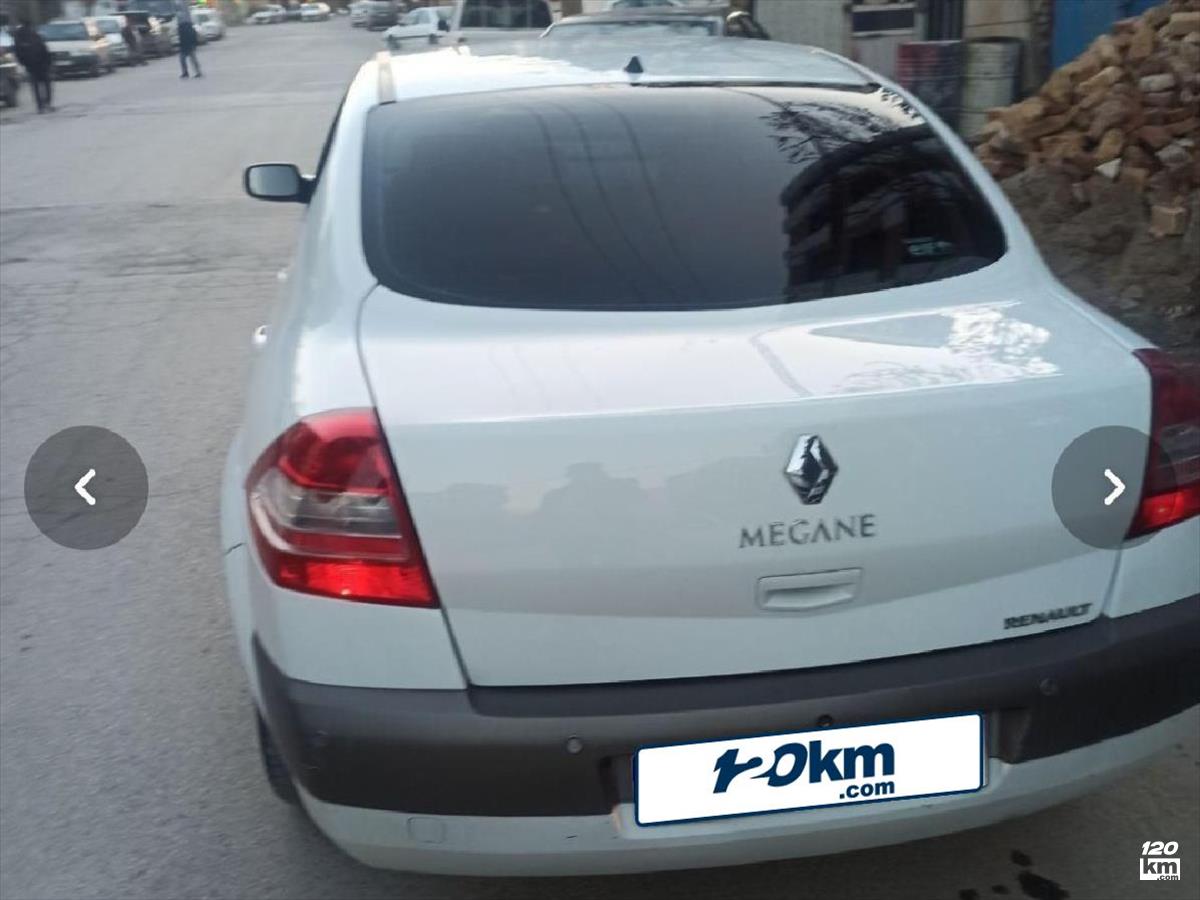فروش رنو مگان صندوقدار 2000cc ۱۳۹۰ (کم کارکرد) سفید بدون رنگ همدان ملایر (۱۶ شهریور ۱۴۰۴)