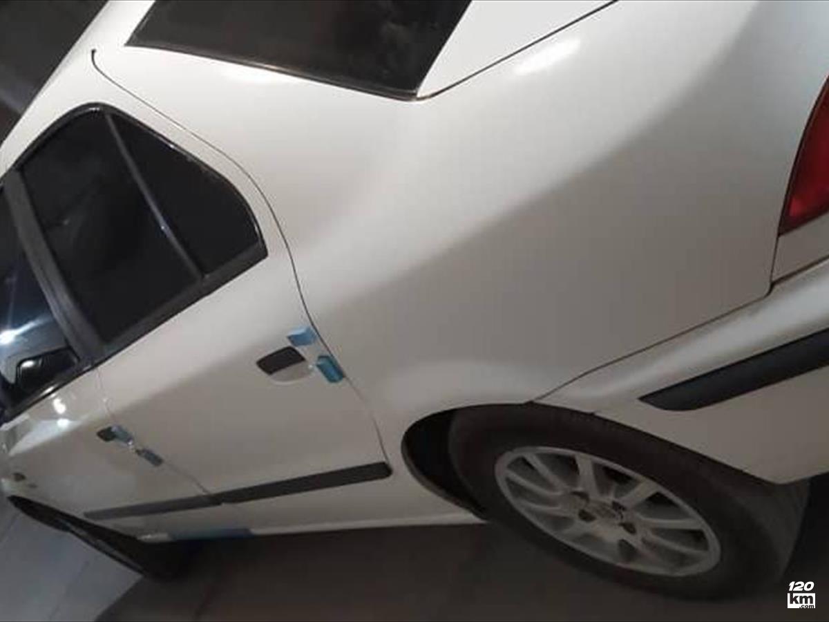 فروش سمند LX ۱۳۹۷ سفید بدون رنگ کرمان سیرجان (۱۶ شهریور ۱۴۰۴)