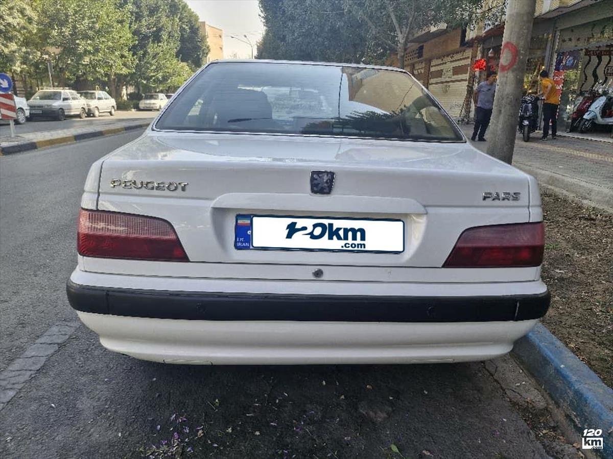 فروش پژو پارس LX ۱۳۹۹ سفید چند لکه رنگ اصفهان حسین‌آباد (۲۳ شهریور ۱۴۰۴)