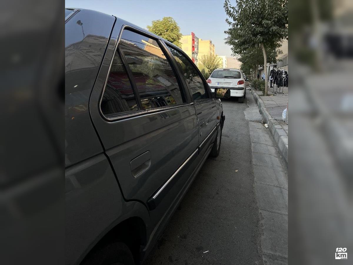فروش پژو پارس ۱۳۸۵ خاکستری چند لکه رنگ کرج مهرشهر (۲۴ شهریور ۱۴۰۴)