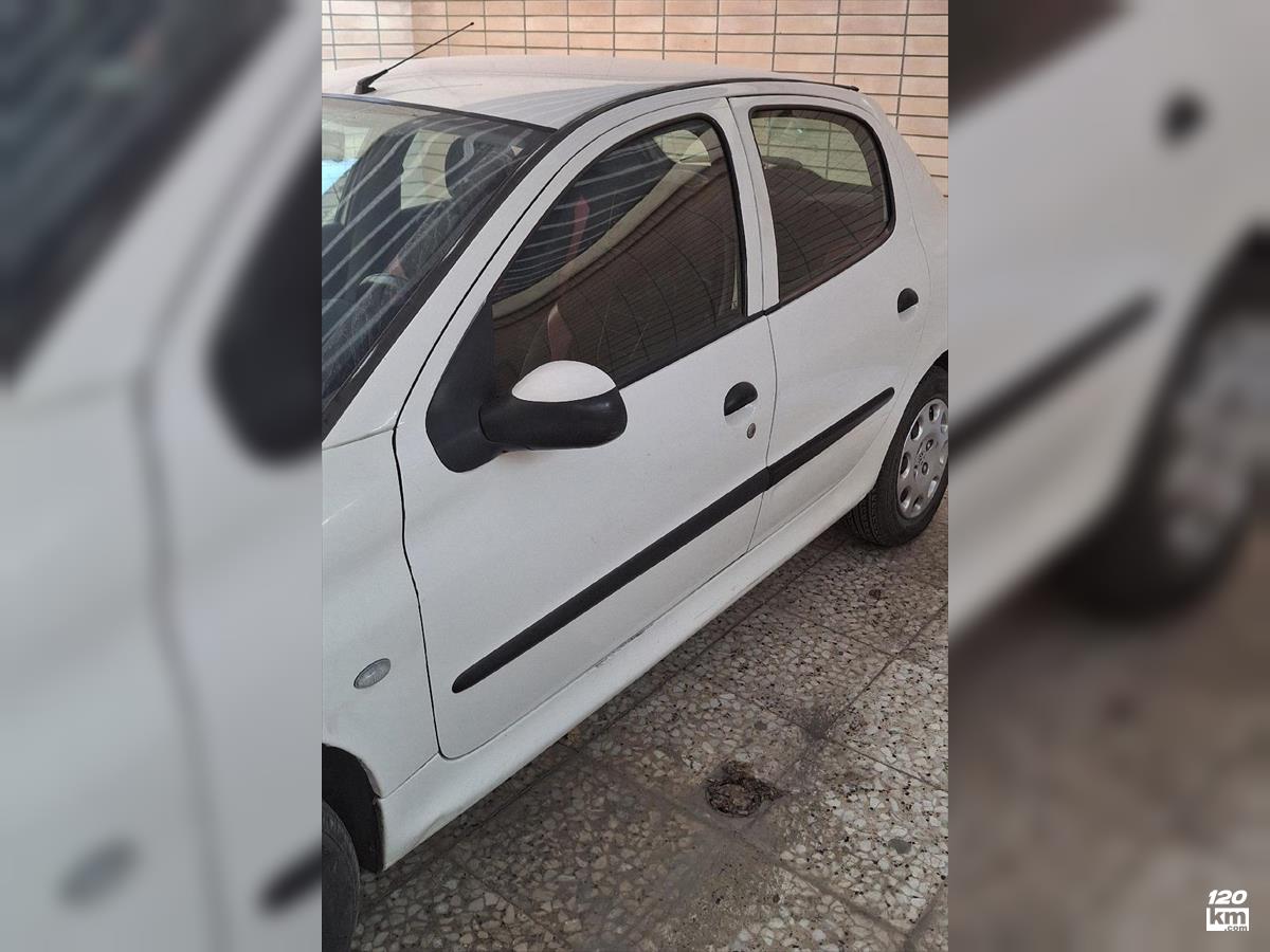 فروش پژو 206 تیپ 2 ۱۳۸۷ سفید چند لکه رنگ اصفهان رباط (۲۵ شهریور ۱۴۰۴)