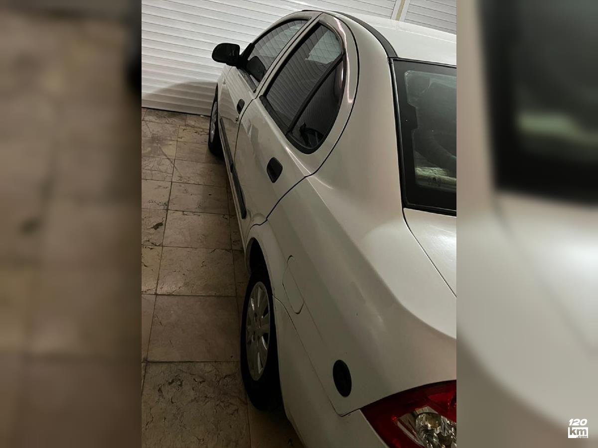 فروش تیبا صندوقدار ۱۳۹۳ دوگانه سوز سفید بدون رنگ کرج فردیس (۲۸ شهریور ۱۴۰۴)
