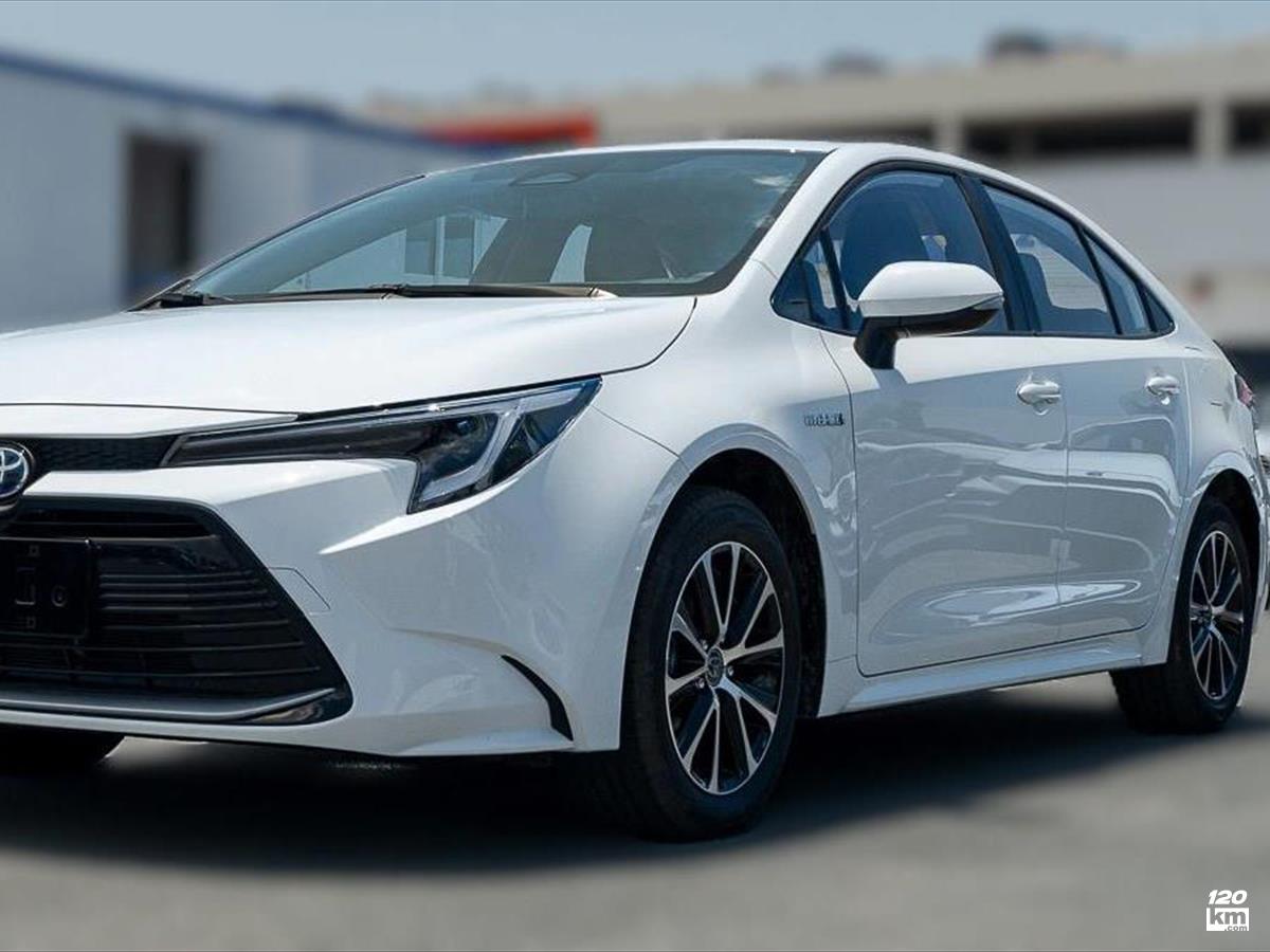 فروش تویوتا کرولا لوین 1.2L توربو ۲۰۲۳ صفر سفید تهران مرزداران (۲۹ شهریور ۱۴۰۴)