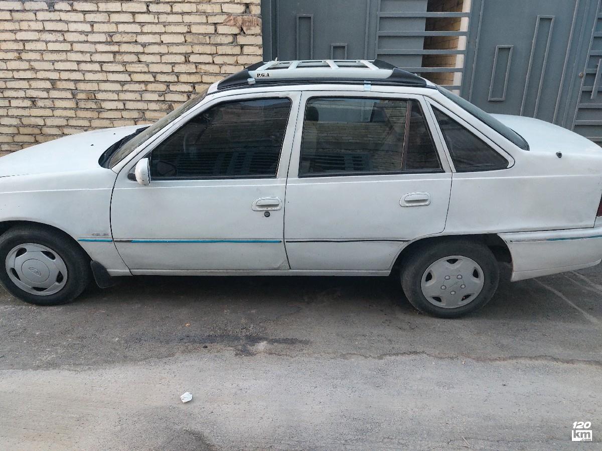 فروش دوو سیلو صندوقدار ۱۳۸۱ (کم کارکرد) سفید دور رنگ اصفهان بهارستان (۲ مهر ۱۴۰۴)
