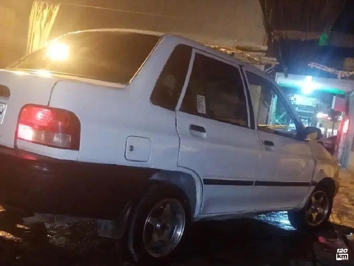 فروش پراید صندوقدار ۱۳۸۵ دوگانه سوز سفید دور رنگ مشهد ۱۷ شهریور (۹ مهر ۱۴۰۴)