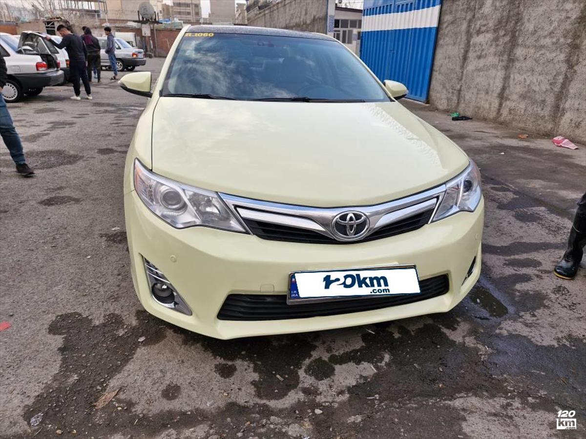 فروش تویوتا کمری GLX ۲۰۱۴ کرم دور رنگ تهران آهنگ (۱۸ مهر ۱۴۰۴)