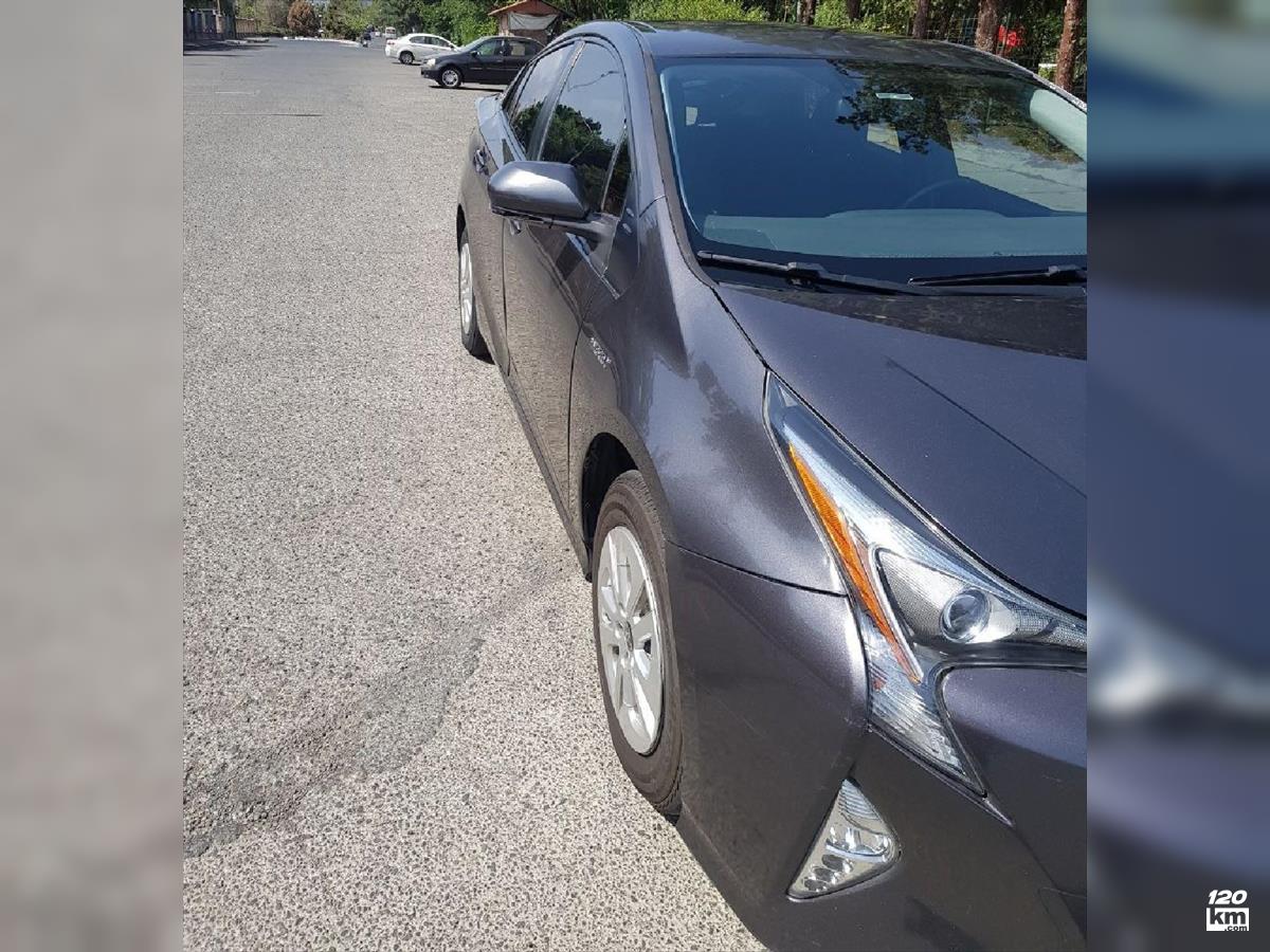 فروش تویوتا پریوس ۲۰۱۷ هیبریدی خاکستری چند لکه رنگ تهران شهرک اکباتان (۲۰ مهر ۱۴۰۴)