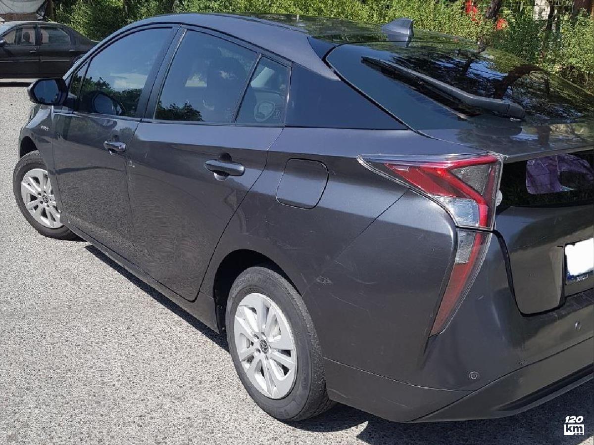 فروش تویوتا پریوس ۲۰۱۷ هیبریدی خاکستری چند لکه رنگ تهران شهرک اکباتان (۲۰ مهر ۱۴۰۴)