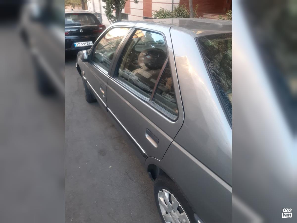 فروش پژو 405 SLX ۱۳۸۹ (کم کارکرد) طوسی بدون رنگ تهران تهرانپارس غربی (۲۰ مهر ۱۴۰۴)