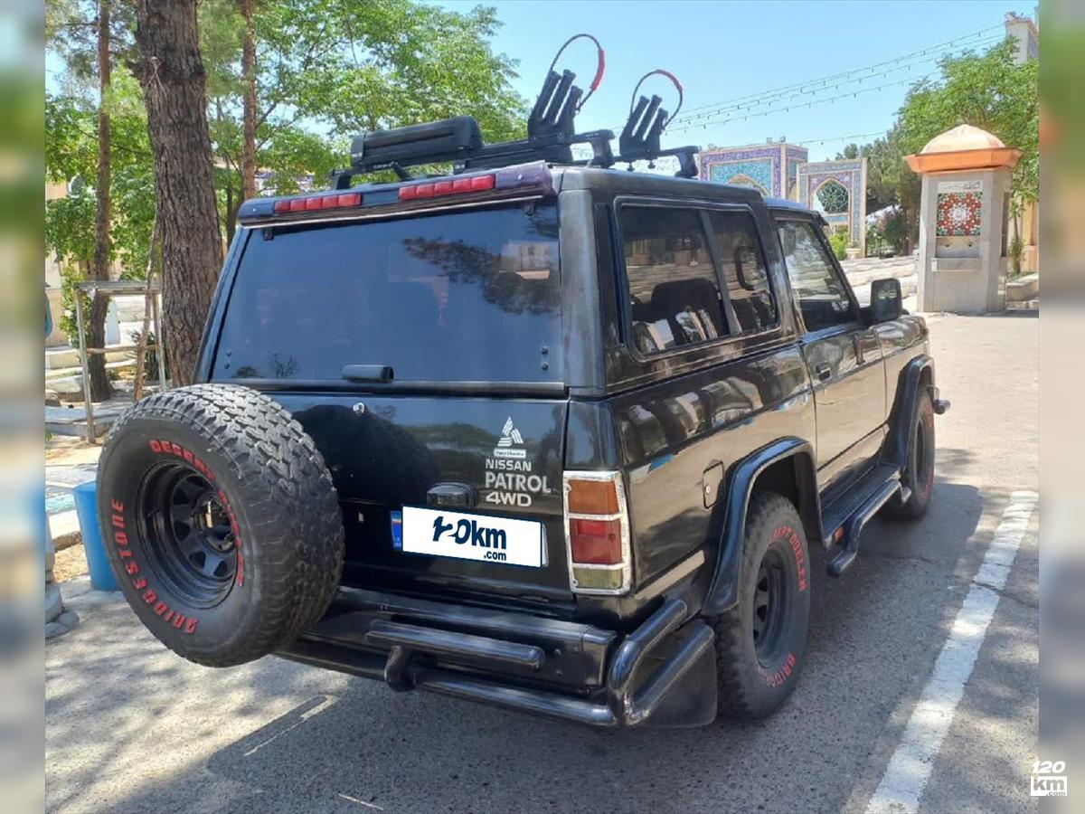 فروش نیسان پاترول دو در ۱۳۸۱ (کم کارکرد) مشکی دور رنگ خراسان رضوی سبزوار (۲۰ مهر ۱۴۰۴)