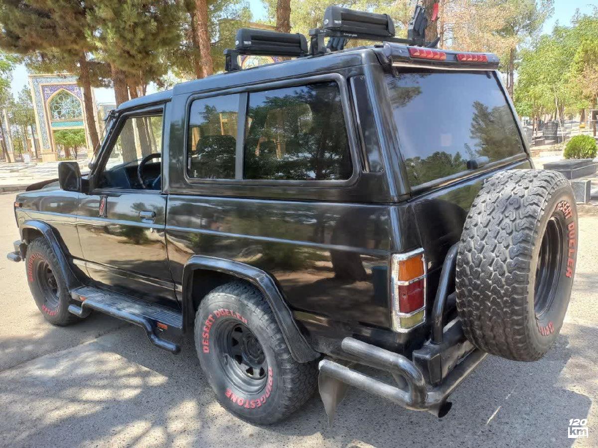 فروش نیسان پاترول دو در ۱۳۸۱ (کم کارکرد) مشکی دور رنگ خراسان رضوی سبزوار (۲۰ مهر ۱۴۰۴)