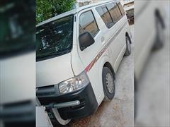 120km.com | فروش تویوتا، هایس، مدل ۲۰۰۶، سفید، هرمزگان، قشم