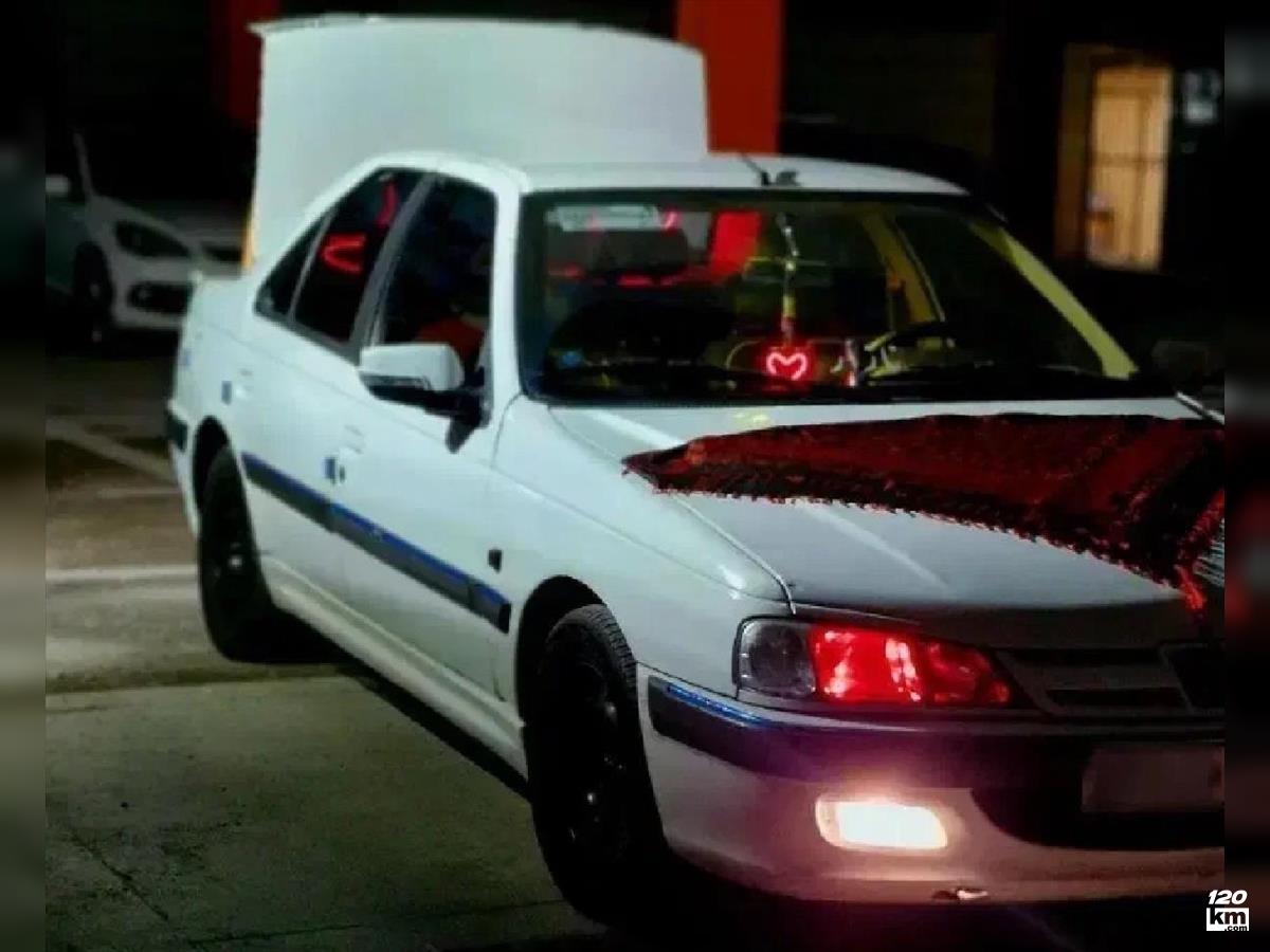 فروش پژو پارس ۱۳۹۳ سفید بدون رنگ قزوین (۸ آبان ۱۴۰۴)