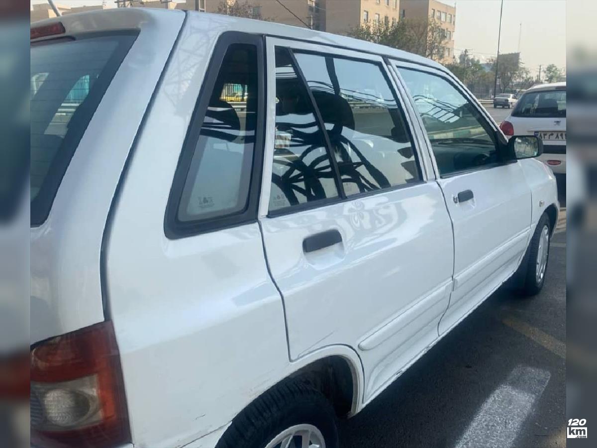 فروش پراید هاچ بک ۱۳۹۱ سفید دو لکه رنگ تهران قرچک (۸ آبان ۱۴۰۴)