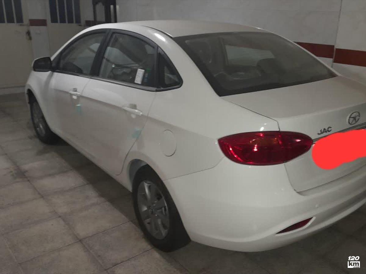 فروش جک جی 4 ۱۴۰۳ صفر سفید بدون رنگ کرج طالقانی (۹ آبان ۱۴۰۴)