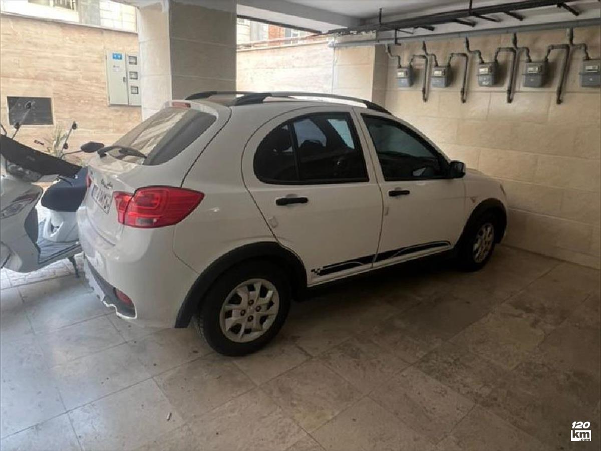 فروش کوییک R ۱۴۰۲ سفید بدون رنگ تهران مهرآباد (۱۱ آبان ۱۴۰۴)