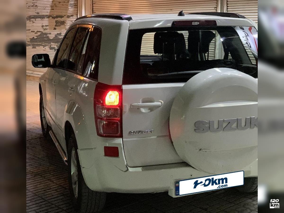 فروش سوزوکی ویتارا ۲۰۱۰ سفید بدون رنگ کرمانشاه (۱۱ آبان ۱۴۰۴)