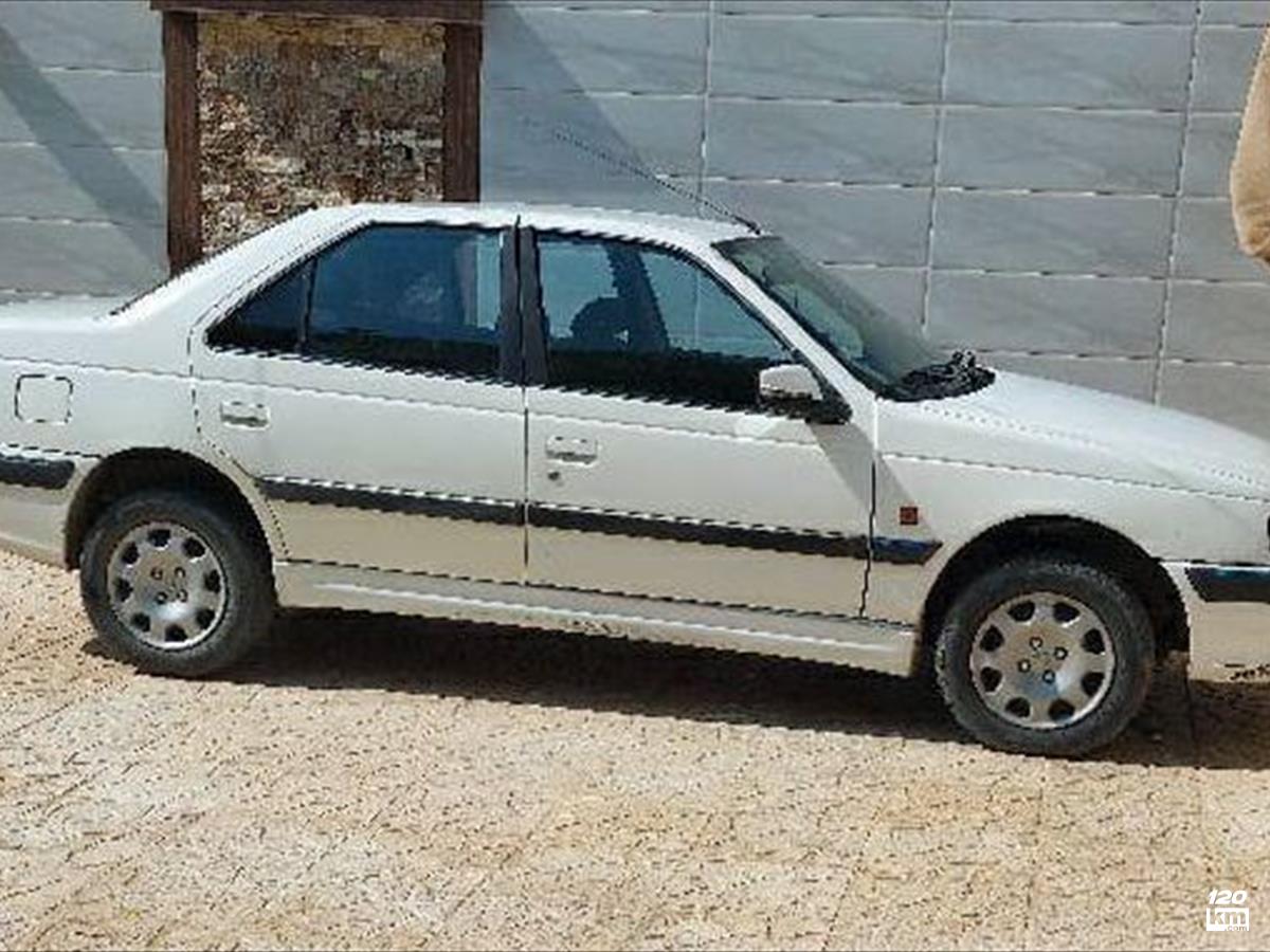 فروش پژو پارس ۱۳۸۷ سفید چند لکه رنگ اصفهان دولت آباد (۱۱ آبان ۱۴۰۴)