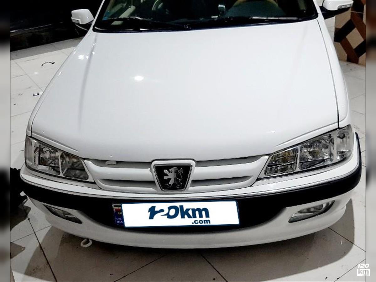 فروش پژو پارس سال ۱۳۹۹ سفید یک لکه رنگ کردستان قروه (۱۲ آبان ۱۴۰۴)