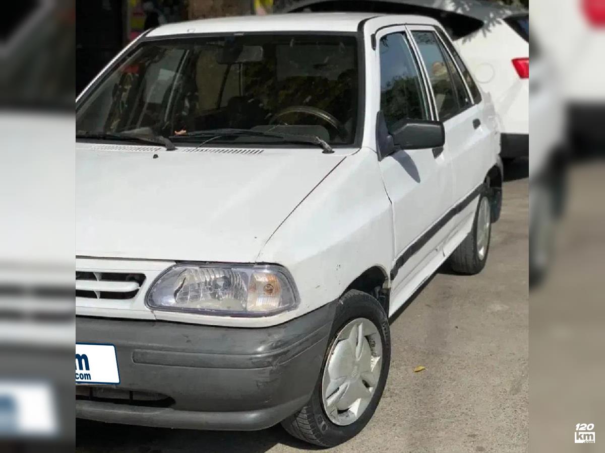 فروش پراید صندوقدار ۱۳۸۲ (کم کارکرد) سفید چند لکه رنگ مشهد ۱۷ شهریور (۱۲ آبان ۱۴۰۴)