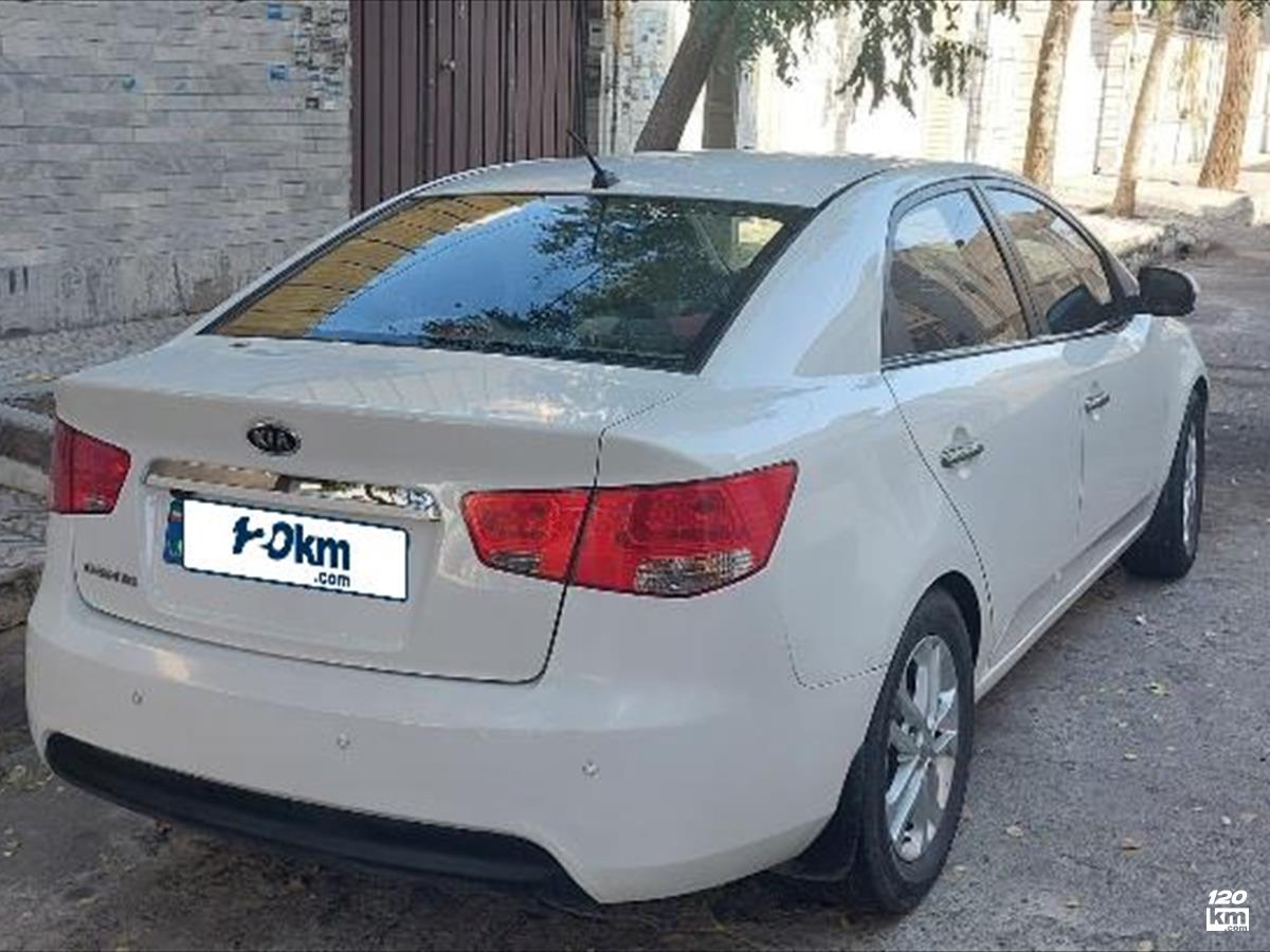 فروش کیا سراتو 2000cc ۱۳۹۵ سفید بدون رنگ قزوین (۱۳ آبان ۱۴۰۴)