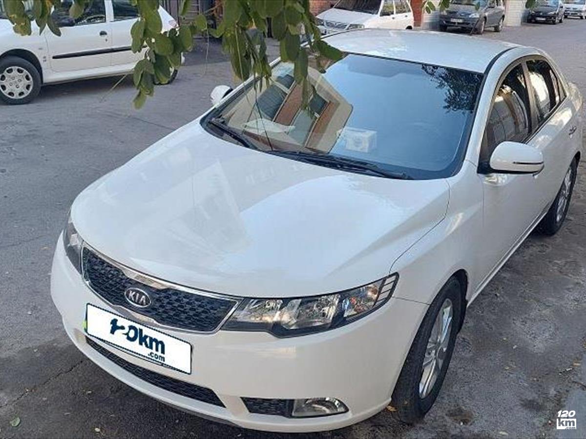 فروش کیا سراتو 2000cc ۱۳۹۵ سفید بدون رنگ قزوین (۱۳ آبان ۱۴۰۴)