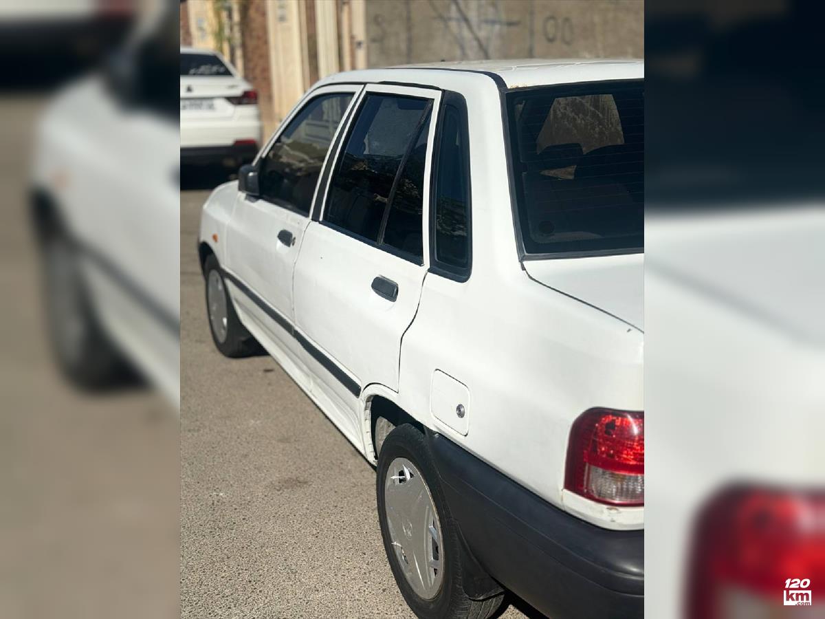 فروش پراید 131 SE ۱۳۹۳ (کم کارکرد) سفید چند لکه رنگ قزوین تاکستان (۱۳ آبان ۱۴۰۴)