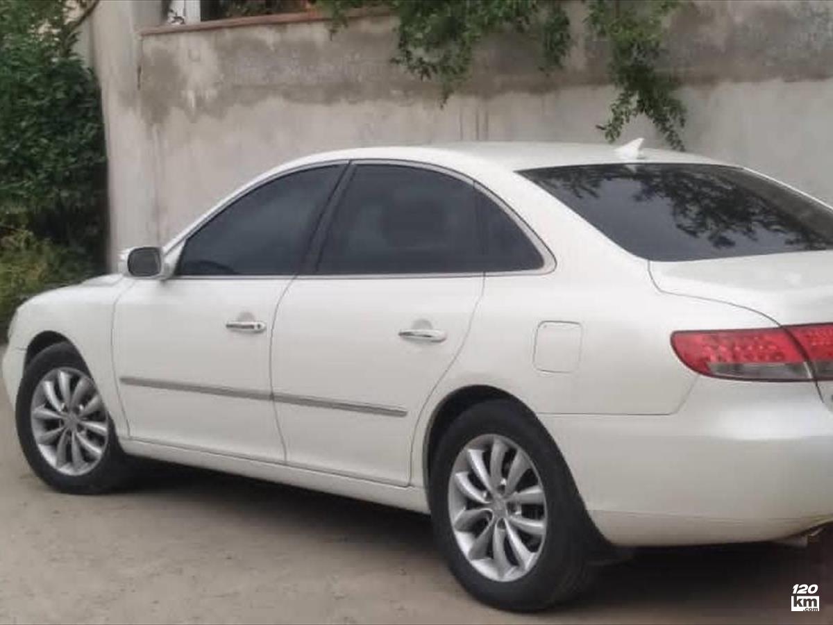 فروش هیوندای آزرا ۲۰۰۶ سفید چند لکه رنگ مازندران نور (۱۳ آبان ۱۴۰۴)