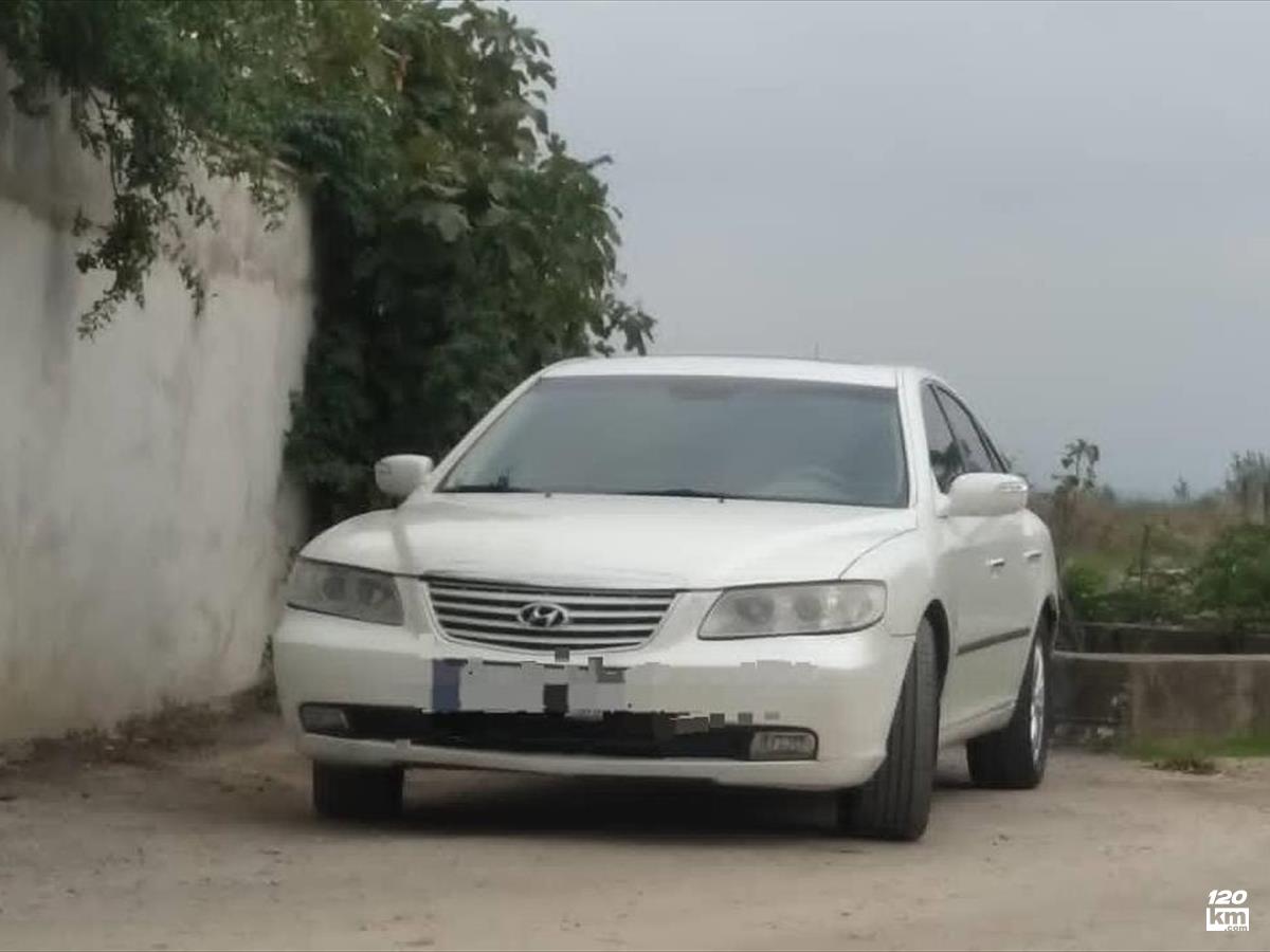 فروش هیوندای آزرا ۲۰۰۶ سفید چند لکه رنگ مازندران نور (۱۳ آبان ۱۴۰۴)