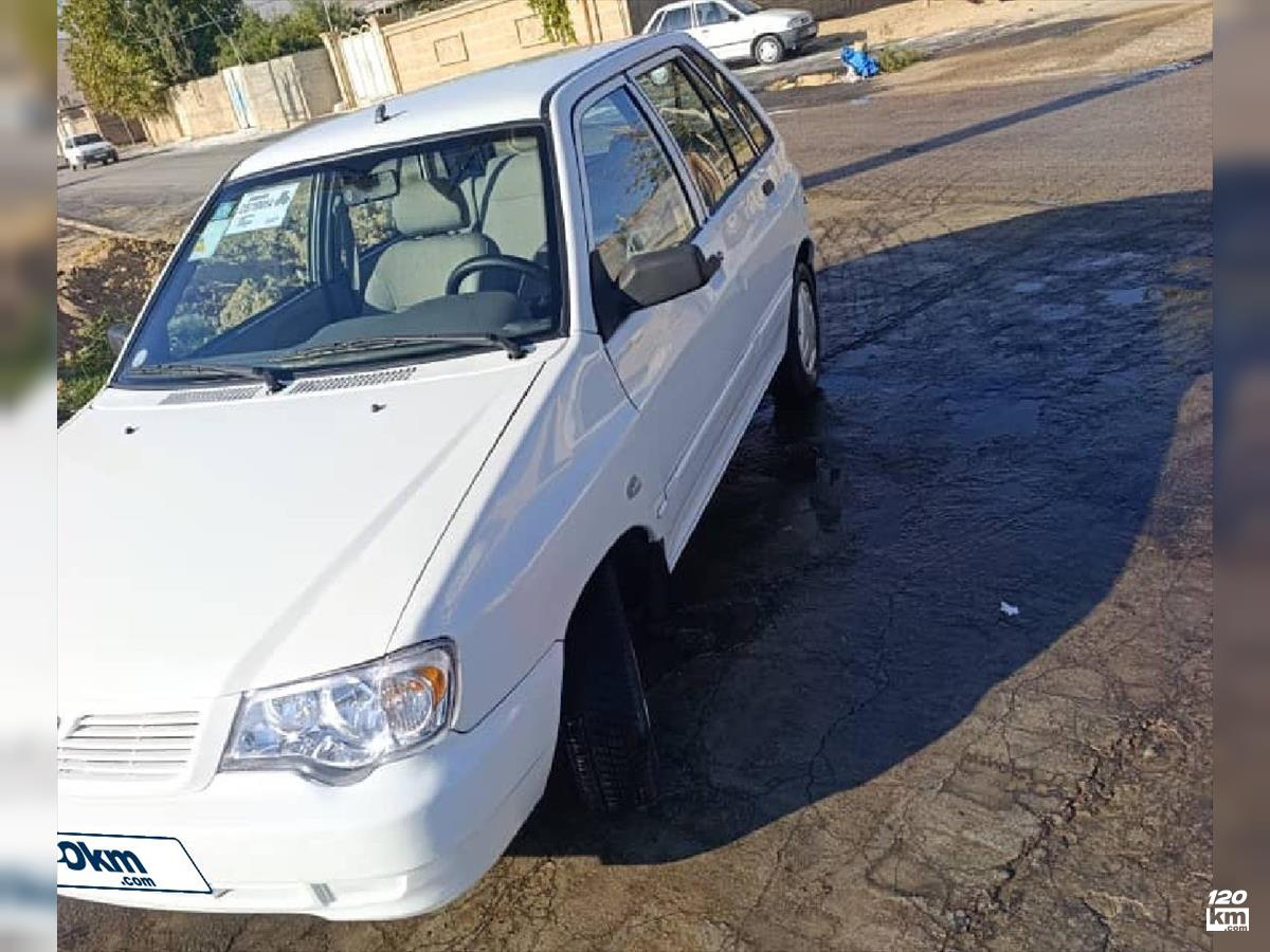 فروش پراید 111 SE ۱۳۹۷ سفید بدون رنگ شیراز شهرک گلستان (۱۴ آبان ۱۴۰۴)