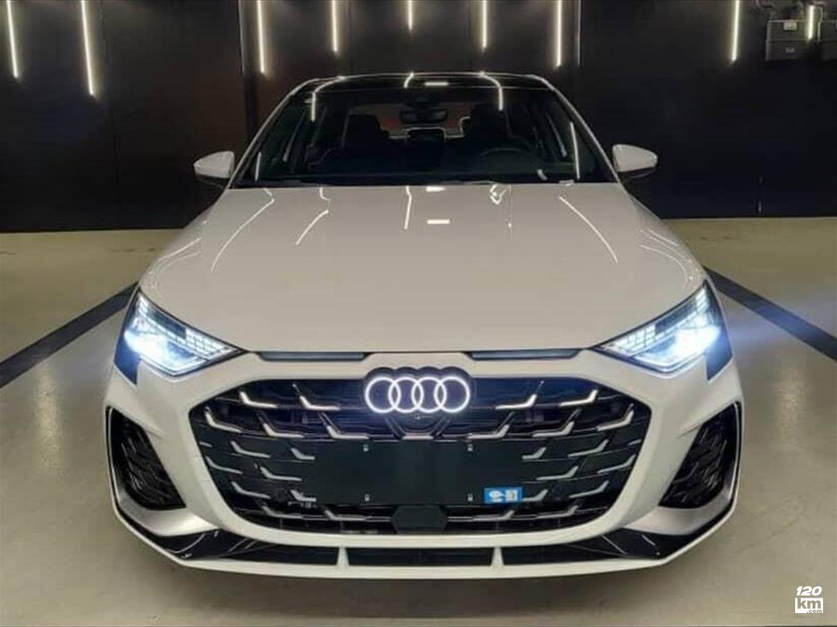 فروش آئودی سری A A3L 1.5 لیتر توربو ۲۰۲۵ صفر سفید بدون رنگ شیراز امیرکبیر (۱۵ آبان ۱۴۰۴)