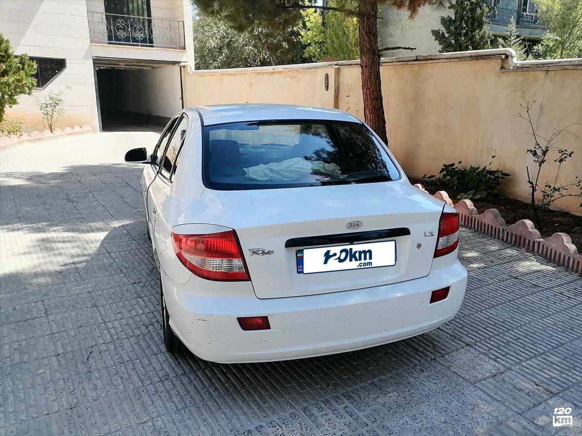 فروش کیا ریو ۱۳۸۵ سفید دو لکه رنگ تهران رسالت (۱۵ آبان ۱۴۰۴)