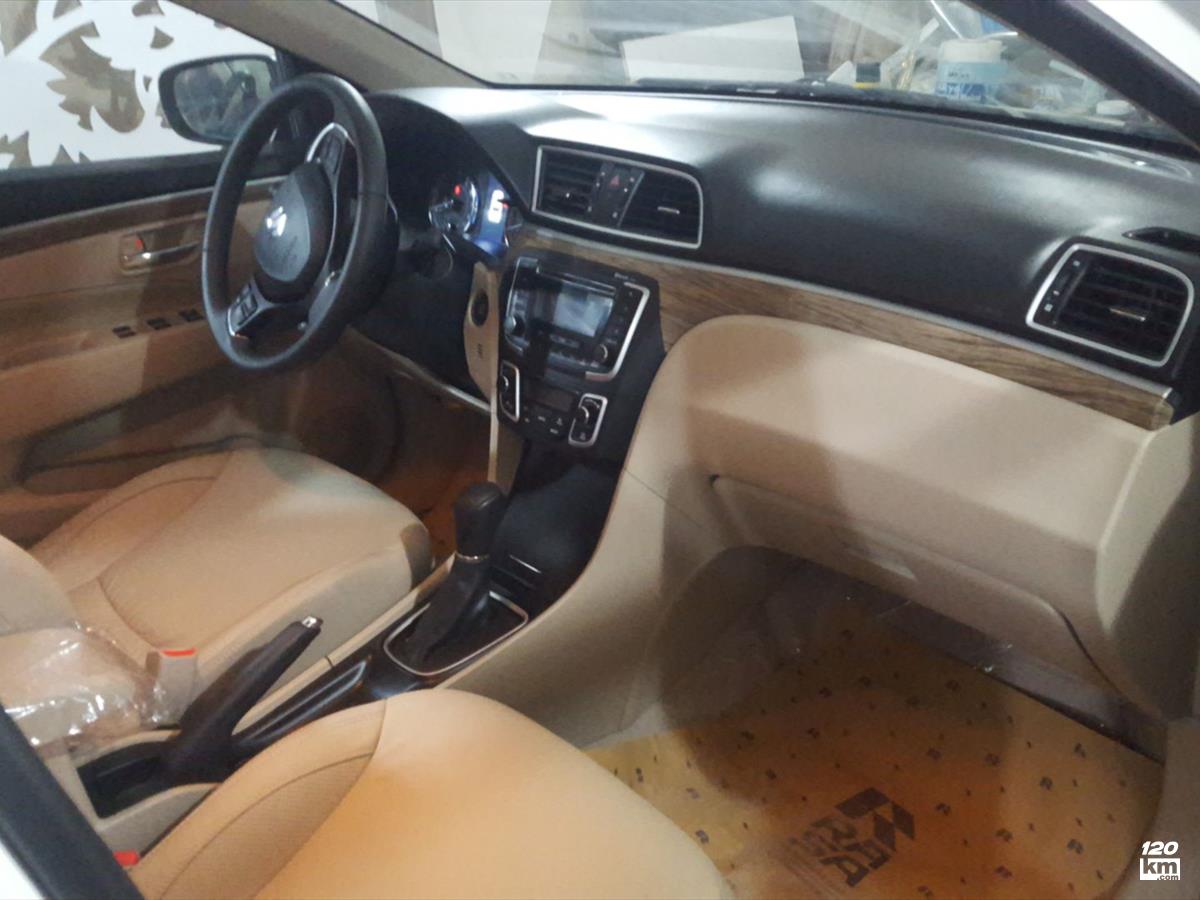 فروش سوزوکی سیاز 1.5 لیتر ۲۰۲۵ صفر سفید صدفی بدون رنگ آذربایجان شرقی مرند (۱۵ آبان ۱۴۰۴)