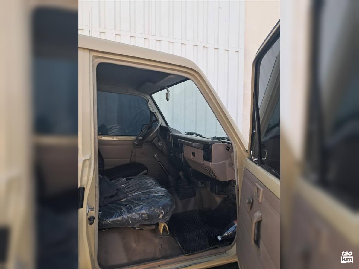 فروش تویوتا لندکروزر GXR ۲۰۰۸ (کم کارکرد) بژ بدون رنگ گرگان (۱۶ آبان ۱۴۰۴)