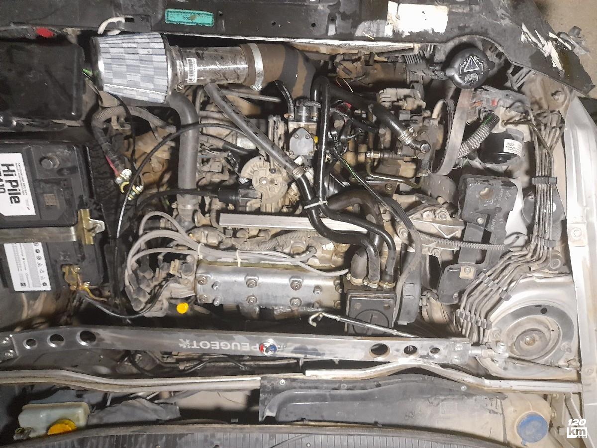 فروش سمند LX ۱۳۸۶ نقره ای تصادفی لرستان دوره (۱۶ آبان ۱۴۰۴)