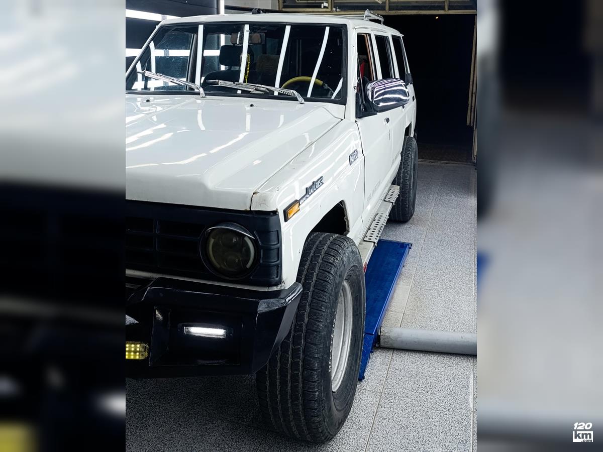 فروش نیسان پاترول چهار در ۱۳۷۶ سفید دور رنگ آذربایجان غربی شاهین دژ (۱۷ آبان ۱۴۰۴)