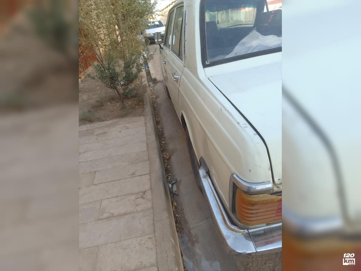 فروش پیکان صندوقدار ۱۳۷۶ سفید دور رنگ قم بلوار ۱۵ خرداد (۱۷ آبان ۱۴۰۴)