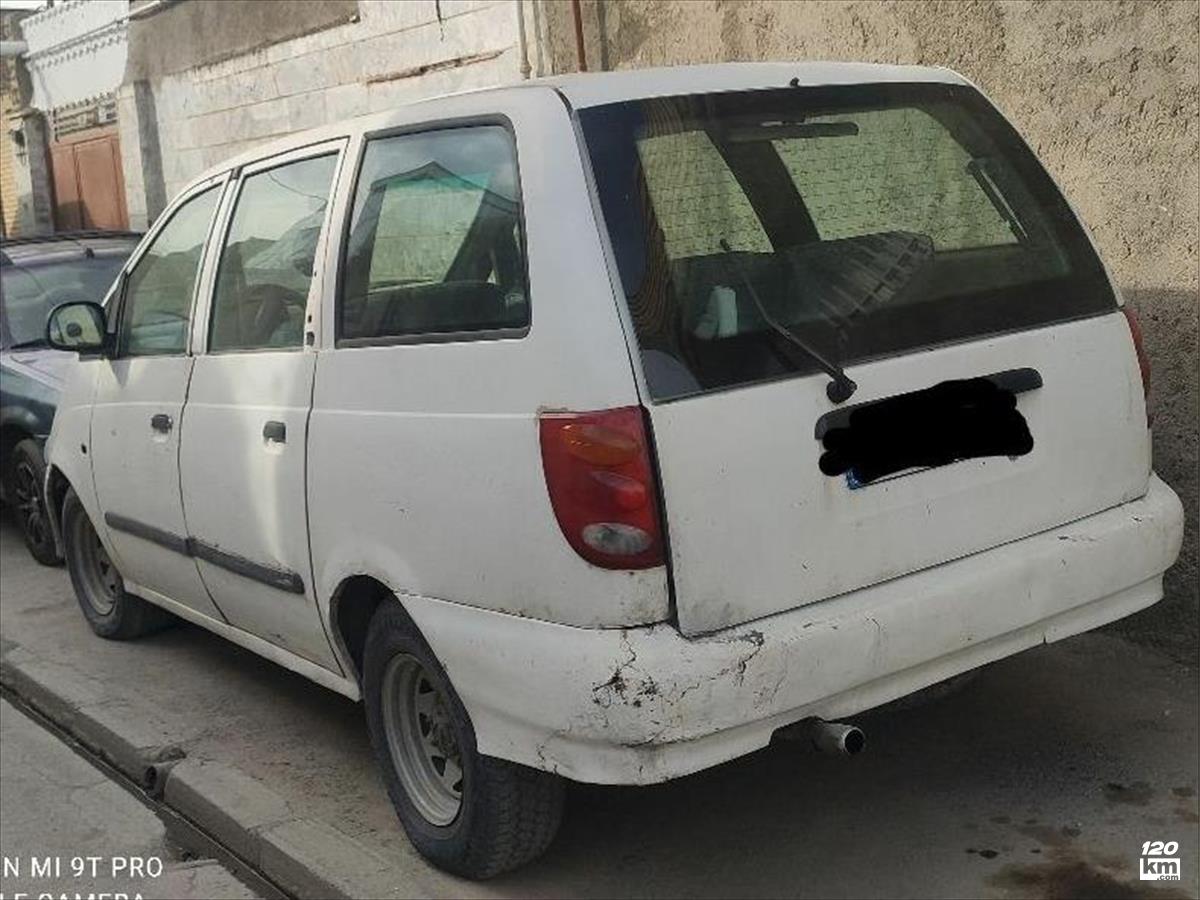 فروش کاروان ۱۳۸۲ دوگانه سوز (کم کارکرد) سفید دور رنگ مشهد عبدالمطلب (۱۷ آبان ۱۴۰۴)