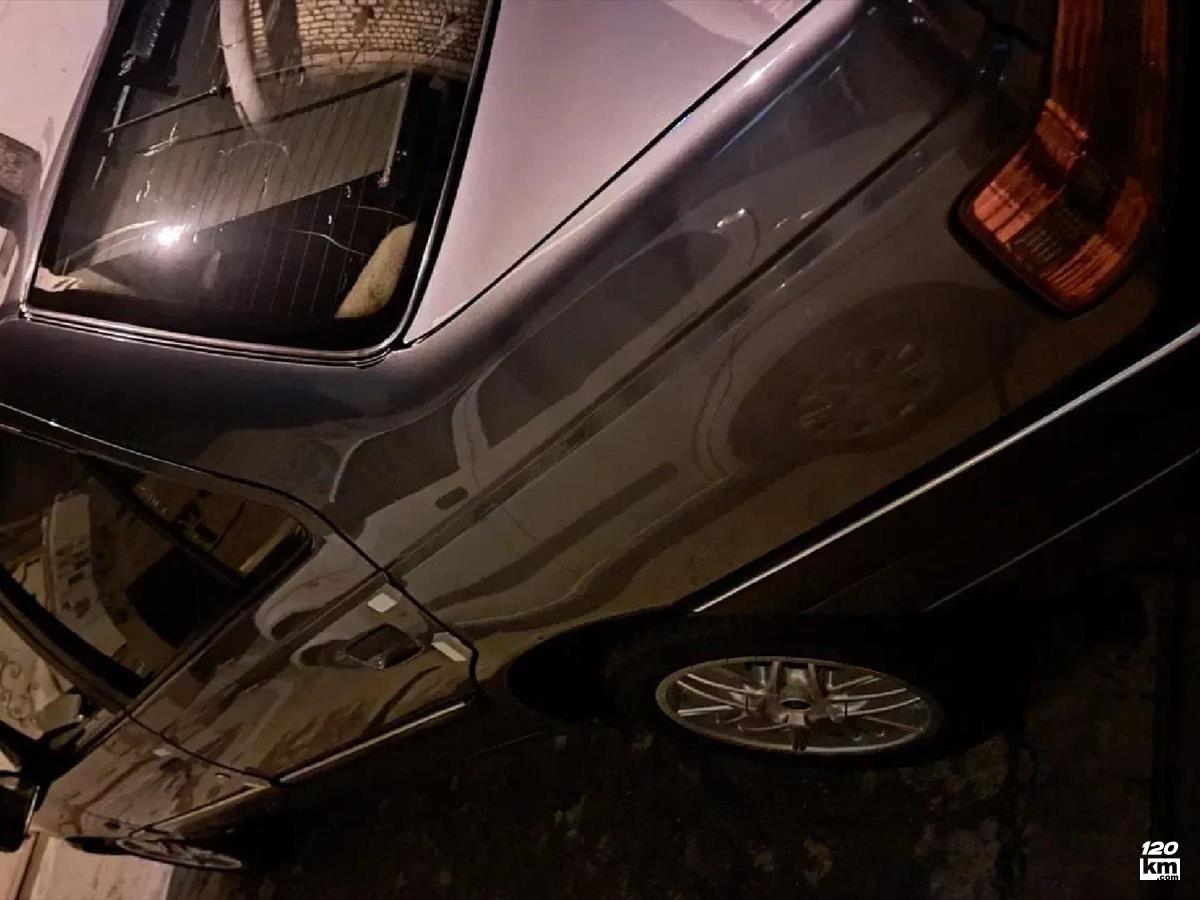 فروش پژو 405 GLX ۱۳۹۹ نوک مدادی بدون رنگ تهران تهرانپارس شرقی (۱۸ آبان ۱۴۰۴)