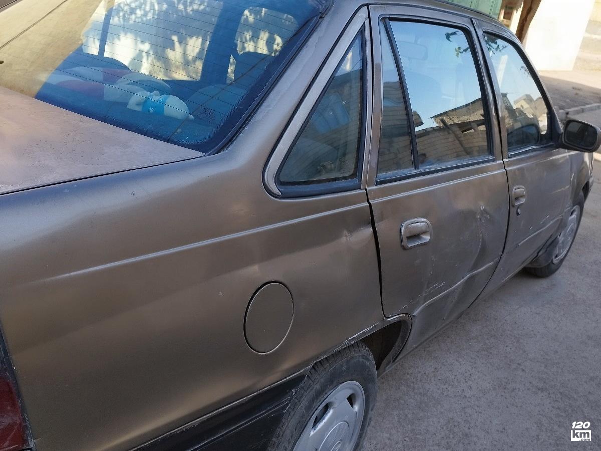 فروش دوو سیلو صندوقدار ۱۳۸۰ بژ دور رنگ مشهد شهرک شهید رجایی (۱۹ آبان ۱۴۰۴)