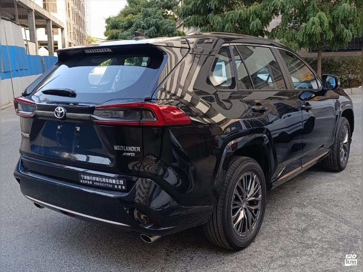 فروش تویوتا وایلدلندر 2 لیتر ۲۰۲۵ صفر مشکی تهران دهکده المپیک (۱۹ آبان ۱۴۰۴)